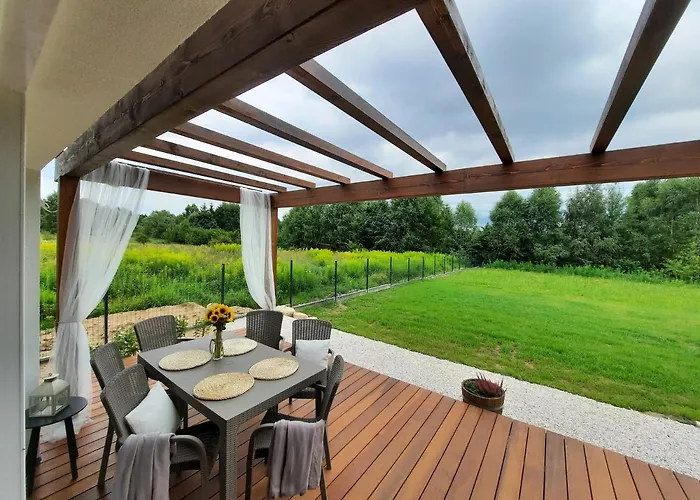 Pod Brzozka * Komarno